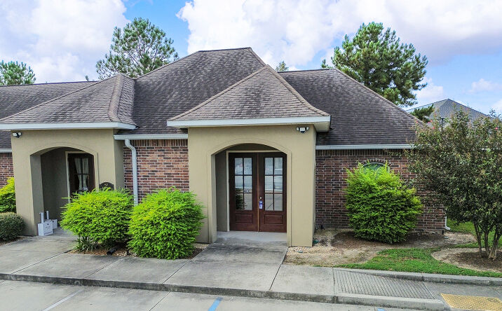 Pictures of Office property located at 4626 Sherwood Common Blvd (Suite 401), Baton Rouge, LA 70816 for lease - image #1