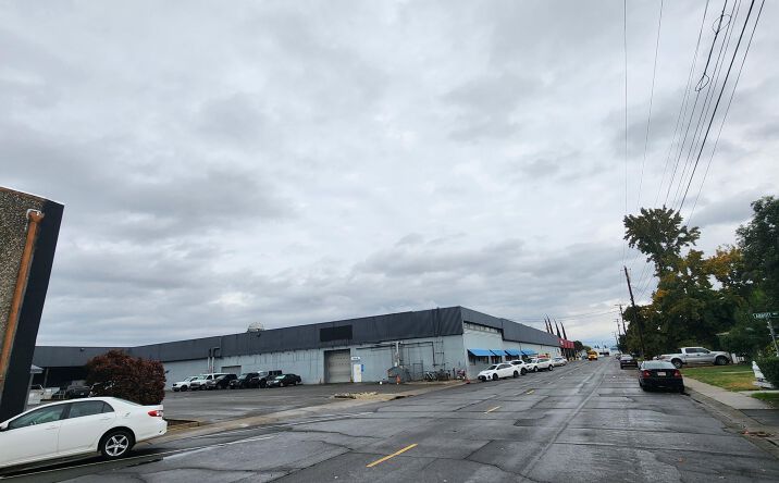 Pictures of Industrial property located at 909b Spiva Ave, Yuba City, CA 95991 for lease - image #1