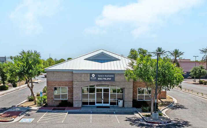 Pictures of Retail, Office property located at 77 S Val Vista Dr, Gilbert, AZ 85296 for lease - image #1