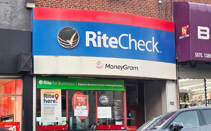 Pictures of Retail property located at 583 E 138th St, New York, NY 10454 for lease - image #1