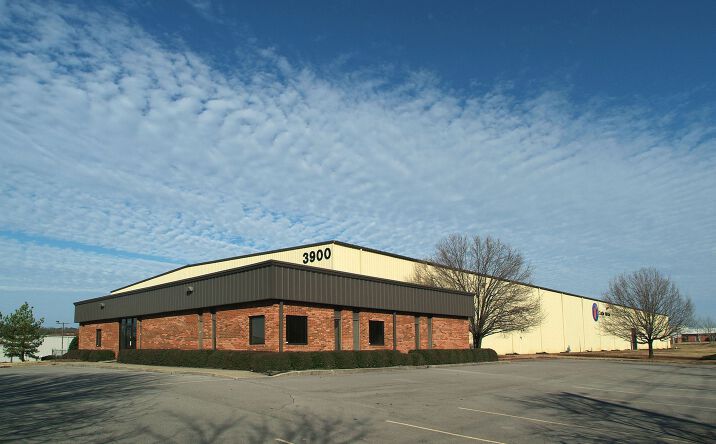 Pictures of Industrial property located at 3900 Pinson Valley Pkwy, Birmingham, AL 35217 for lease - image #1