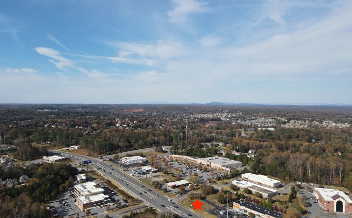 Pictures of Retail, Restaurant, Special Purpose property located at 7804 McGinnis Ferry Rd, Suwanee, GA 30024 for lease - image #1