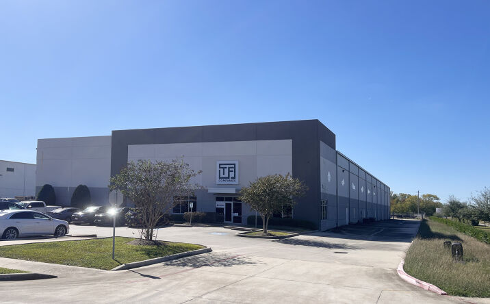 Pictures of Industrial property located at 11804 W. Fairmont Pkwy., La Porte, TX 77571 for lease - image #1