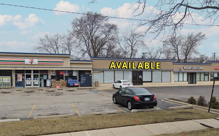 Pictures of Retail property located at 610 N Addison Rd, Villa Park, IL 60181 for lease - image #1