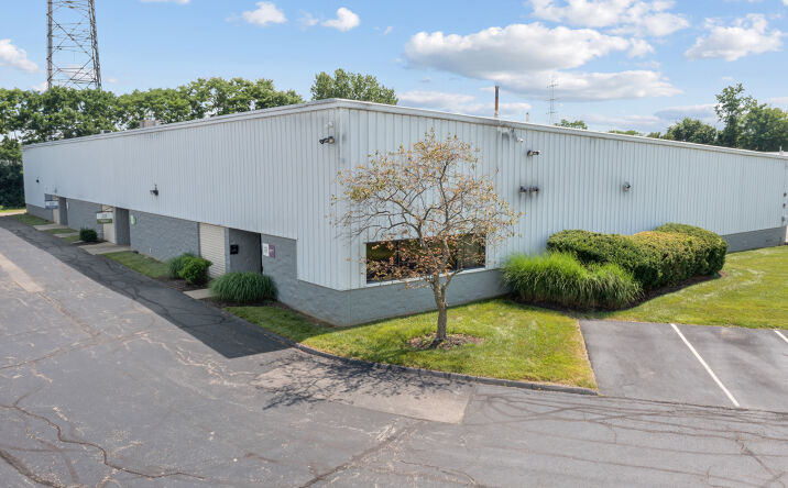 Pictures of Industrial property located at 7725 Foundation Dr, Florence, KY 41042 for lease - image #1