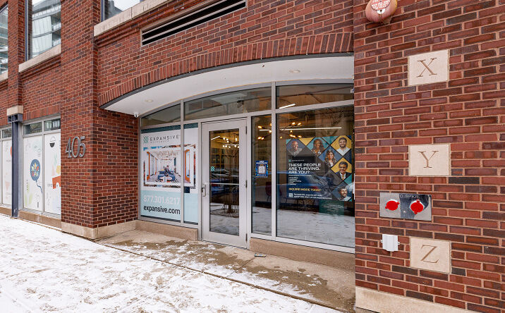 Pictures of Office property located at 405 W Superior St, Chicago, IL 60654 for lease - image #1