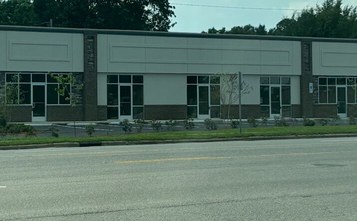 Pictures of Retail, Office property located at 367 N Reilly Rd, Fayetteville, NC 28303 for lease - image #1