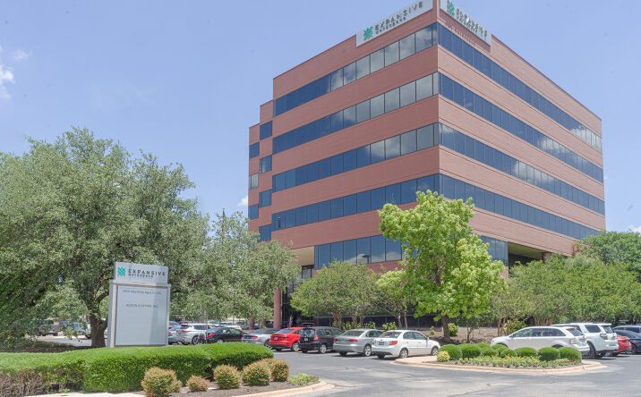 Pictures of Office property located at 14205 N Mopac Expy, Austin, TX 78728 for lease - image #1