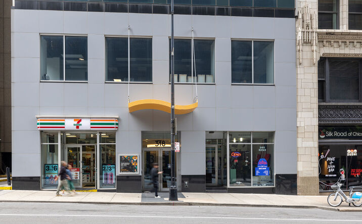 Pictures of Office property located at 318 W Adams St, Chicago, IL 60606 for lease - image #1