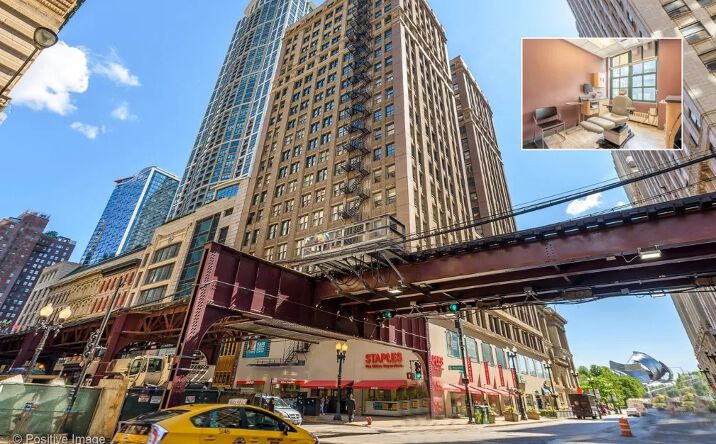 Pictures of Retail, Office property located at 111 N Wabash Ave, Chicago, IL 60602 for lease - image #1