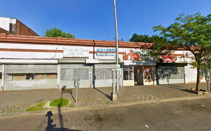 Pictures of Retail, Office, Special Purpose property located at 419 S Broadway, Yonkers, NY 10705 for lease - image #1