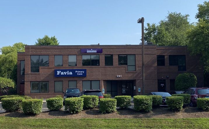 Pictures of Office property located at 241 Commerce Dr, Crystal Lake, IL 60014 for lease - image #1