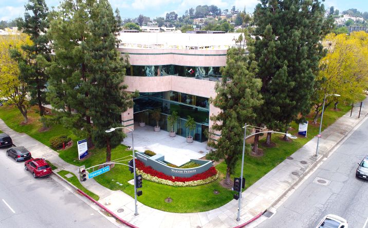 Pictures of Retail, Office property located at 5550 Topanga Canyon Blvd, Los Angeles, CA 91367 for lease - image #1