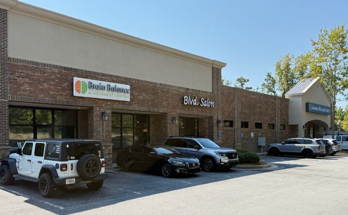 Pictures of Retail property located at 780 Peachtree Industrial Blvd, Suwanee, GA 30024 for lease - image #1
