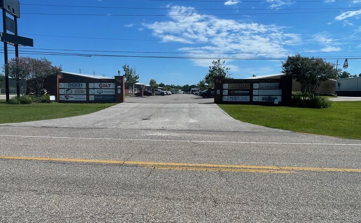 Pictures of Retail, Office, Industrial property located at 5821 Rangeline Rd, Theodore, AL 36582 for lease - image #1