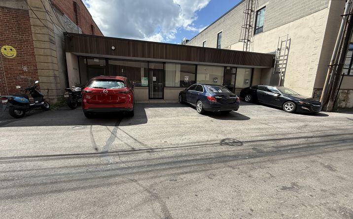 Pictures of Restaurant property located at Humes Alley, State College, PA 16801 for lease - image #1