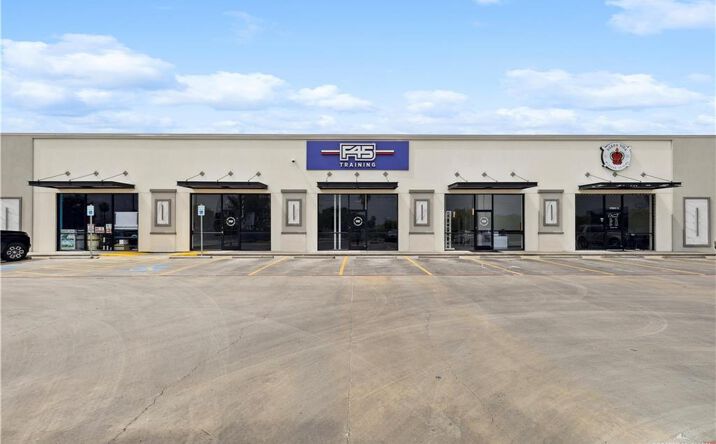 Pictures of Land property located at 2308 E 1st Street # 4 #3-4, Mission, TX 78572 for lease - image #1