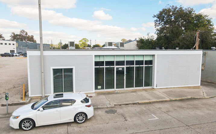 Pictures of Office property located at 209 Garfield St, Lafayette, LA 70501 for lease - image #1