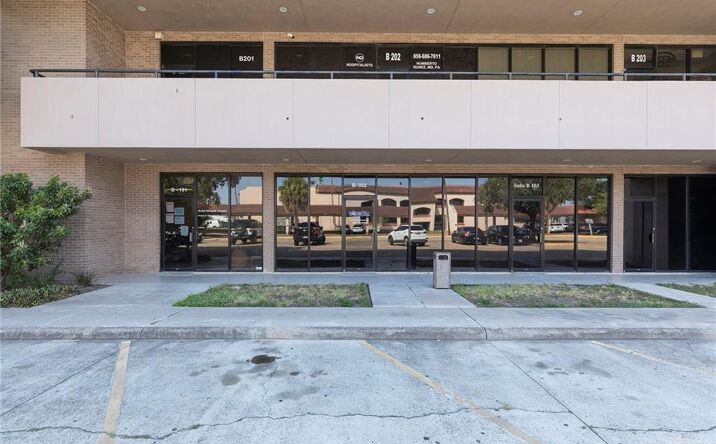 Pictures of Office property located at 110 E Savannah Avenue # B102, McAllen, TX 78503 for lease - image #1