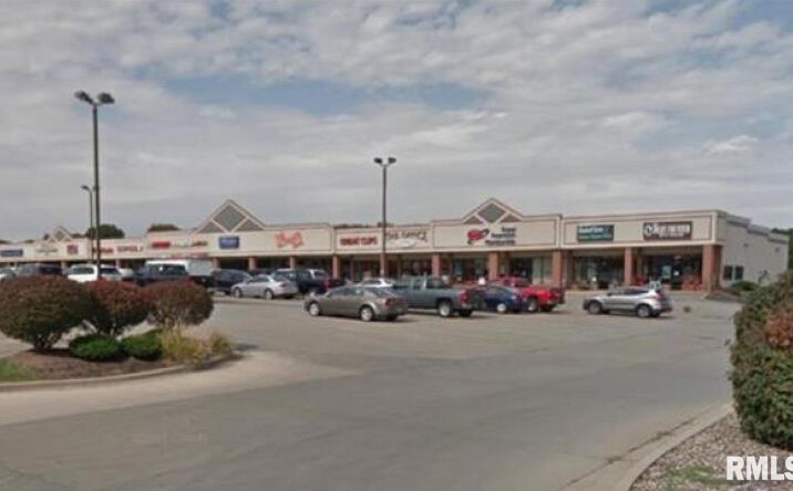 Pictures of Retail, Office property located at 1925 W Iles Avenue, Springfield, IL 62704 for lease - image #1