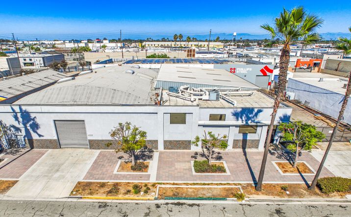 Pictures of Industrial property located at 1545 W Anaheim St, Long Beach, CA 90813 for lease - image #1