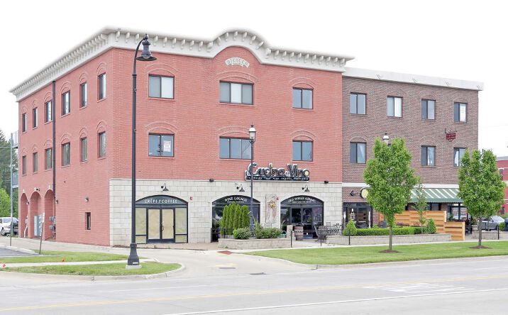 Pictures of Office property located at 52957-52975 Van Dyke Ave, Shelby Township, MI 48316 for lease - image #1