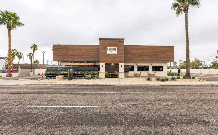Pictures of Retail, Restaurant property located at 7111 E Thomas Rd, Scottsdale, AZ 85251 for lease - image #1