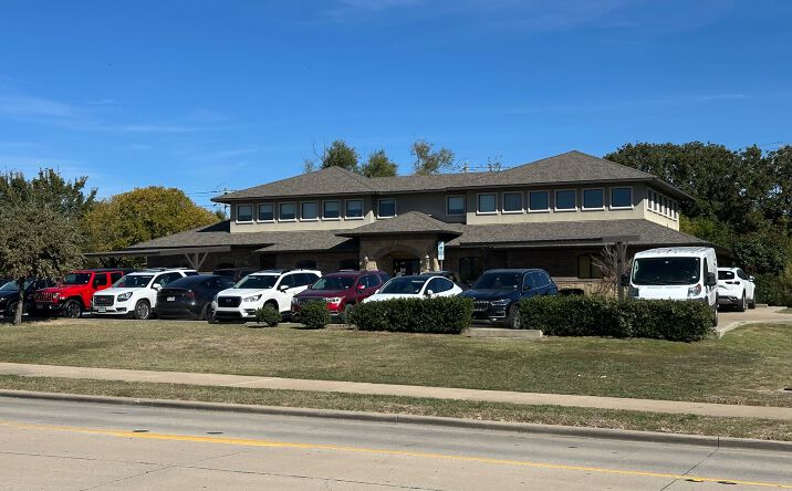 Pictures of Office property located at 3120 Medpark Dr, Corinth, TX 76208 for lease - image #1