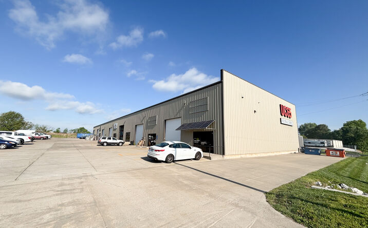 Pictures of Industrial property located at 4173 N 20th St, Ozark, MO 65721 for lease - image #1