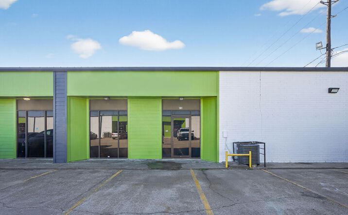 Pictures of Industrial property located at 15104 Lee Rd, Humble, TX 77396 for lease - image #1