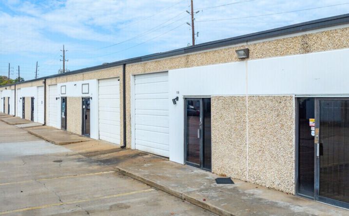 Pictures of Industrial property located at 13940 Bammel North Houston Rd, Houston, TX 77066 for lease - image #1