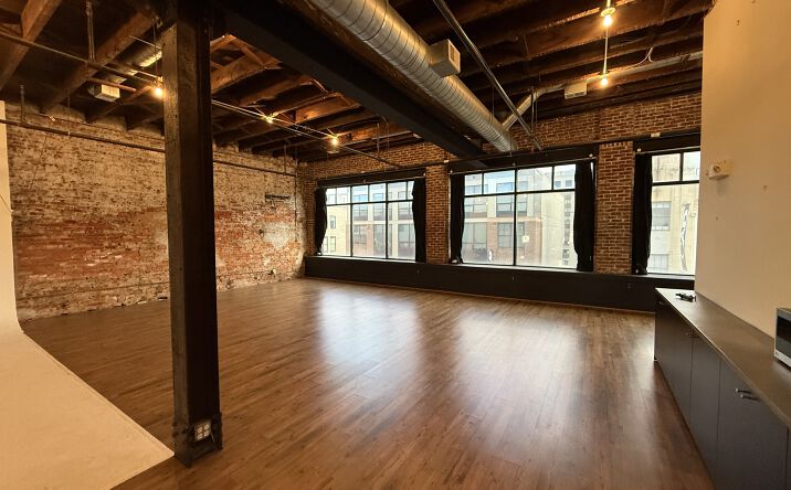 Pictures of Office property located at 605 N Market St, Wilmington, DE 19801 for lease - image #1