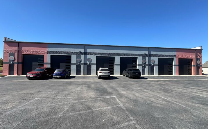 Pictures of Industrial, Special Purpose, Office property located at 2100 Double Creek Dr, Unit 420, Round Rock, TX 78664 for lease - image #1