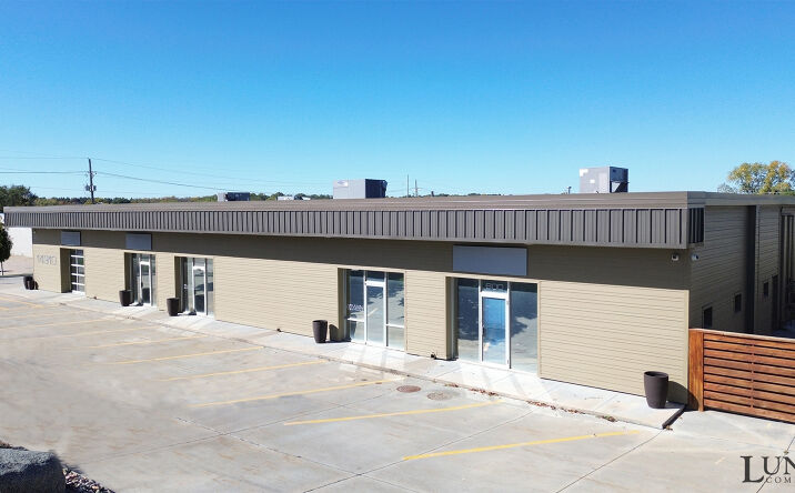 Pictures of Industrial property located at 14910 Grover St, Omaha, NE 68144 for lease - image #1