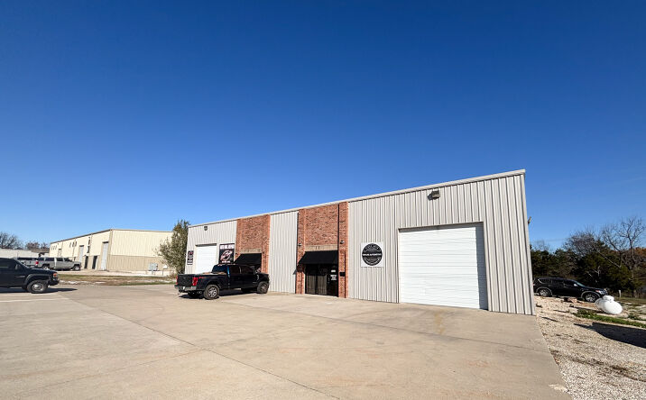 Pictures of Industrial property located at 1532 N Commercial Rd, Nixa, MO 65714 for lease - image #1