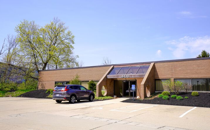 Pictures of Office property located at 4430 Carver Woods Dr, Cincinnati, OH 45242 for lease - image #1