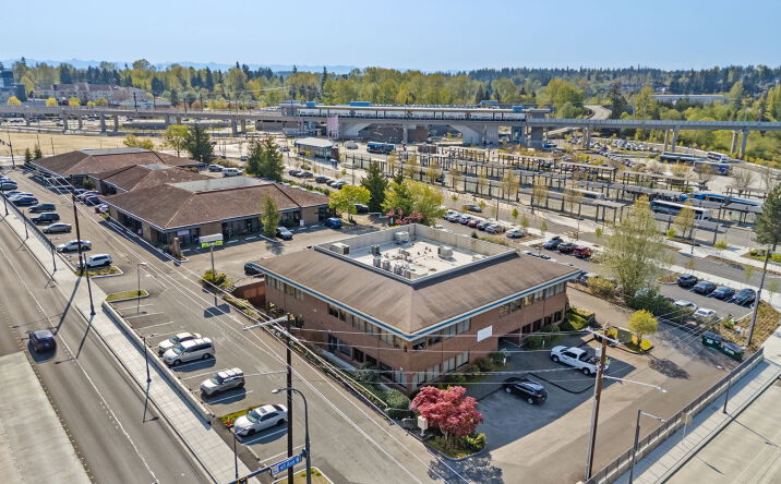 Pictures of Office property located at 4720 200th St SW, Lynnwood, WA 98036 for lease - image #1