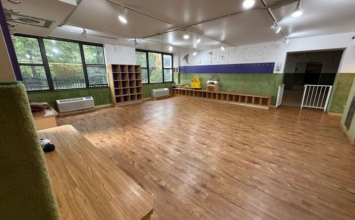 Pictures of Retail property located at 393 S End Ave, New York, NY 10280 for lease - image #1