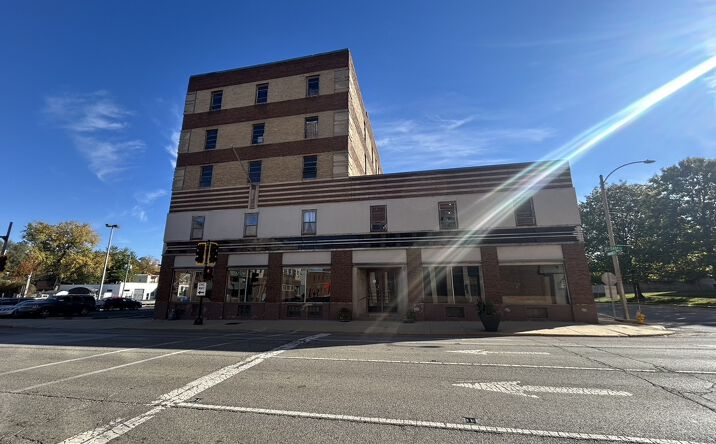 Pictures of Retail, Office property located at 503 N East St, Bloomington, IL 61701 for lease - image #1