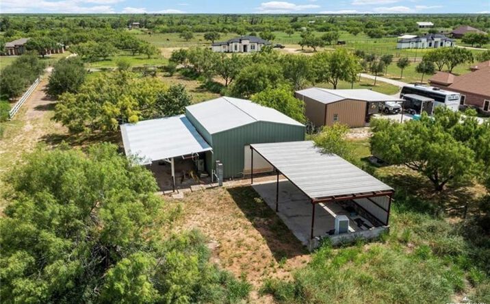 Pictures of Industrial property located at 24008 Rio Colorado Street, Edinburg, TX 78542 for lease - image #1