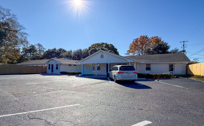Pictures of Retail property located at 1365 Ashley River Road # A, Charleston, SC 29407 for lease - image #1