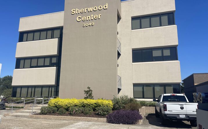 Pictures of Office property located at 3049 S Sherwood Forest Blvd, Baton Rouge, LA 70816 for lease - image #1
