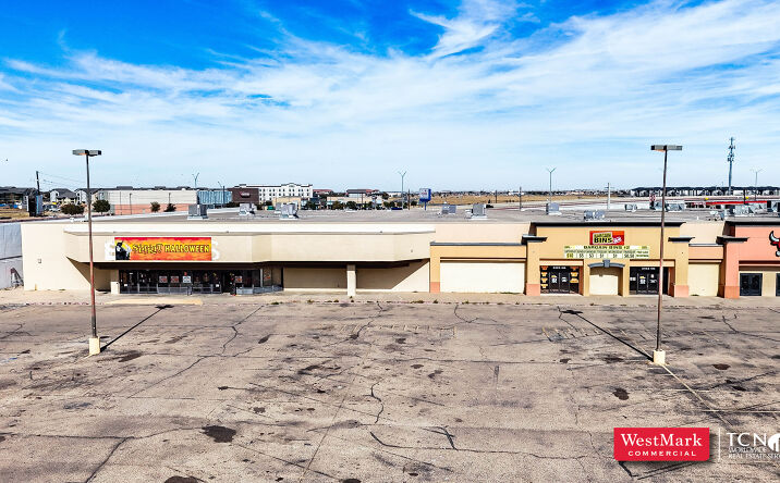 Pictures of Retail property located at 5402 4th St, Lubbock, TX 79416 for lease - image #1