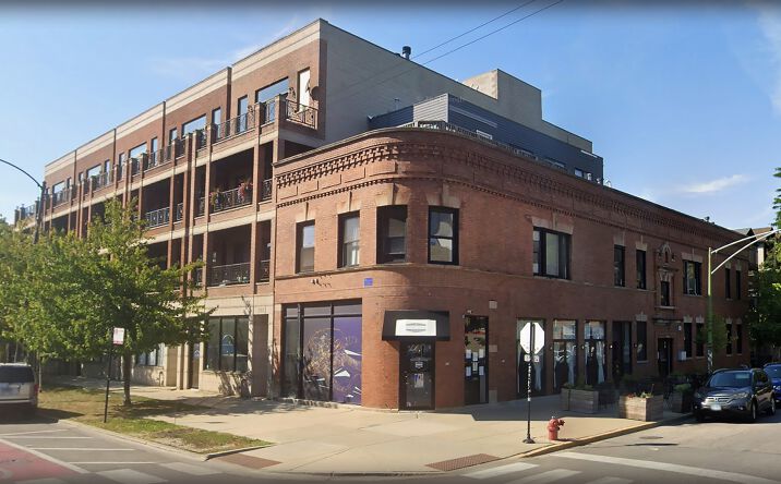 Pictures of Retail, Restaurant property located at 2700 W Chicago Ave, Chicago, IL 60622 for lease - image #1
