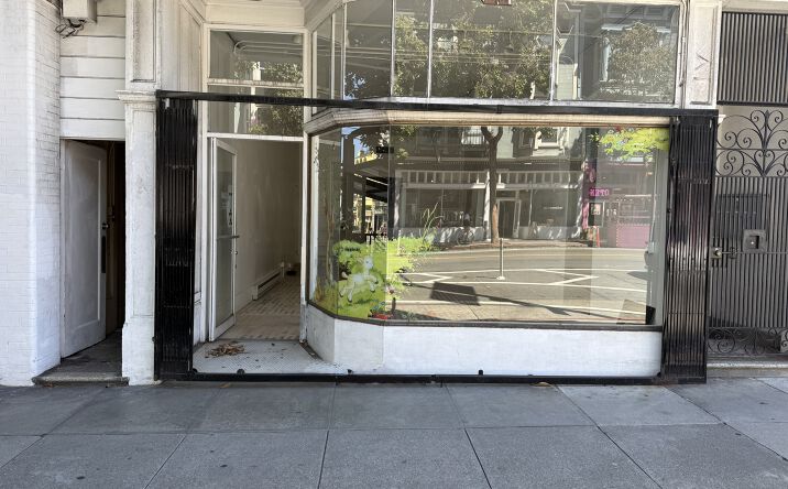 Pictures of Retail property located at 911 Valencia St, SF, CA 94110 for lease - image #1