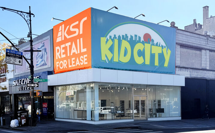 Pictures of Retail property located at 300 E Fordham Rd, Bronx, NY 10458 for lease - image #1