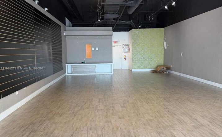 Pictures of Retail property located at 2621 NW 79th Ave, Doral, FL 33122 for lease - image #1