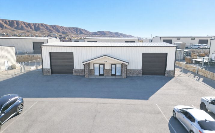 Pictures of Industrial property located at 1464 E Ridge St, Washington, UT 84780 for lease - image #1