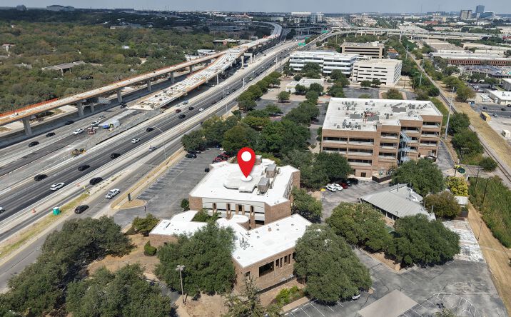 Pictures of Office property located at 8329 N Mopac Expy, Austin, TX 78757 for lease - image #1