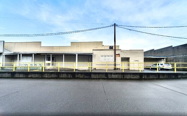 Pictures of Industrial property located at 650 2nd St NW, Salem, OR 97304 for lease - image #1